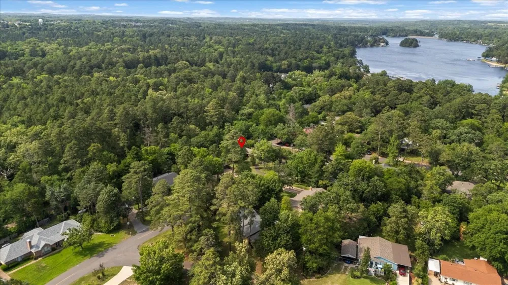 1210 Hilltop Run Hideaway, TX 75771