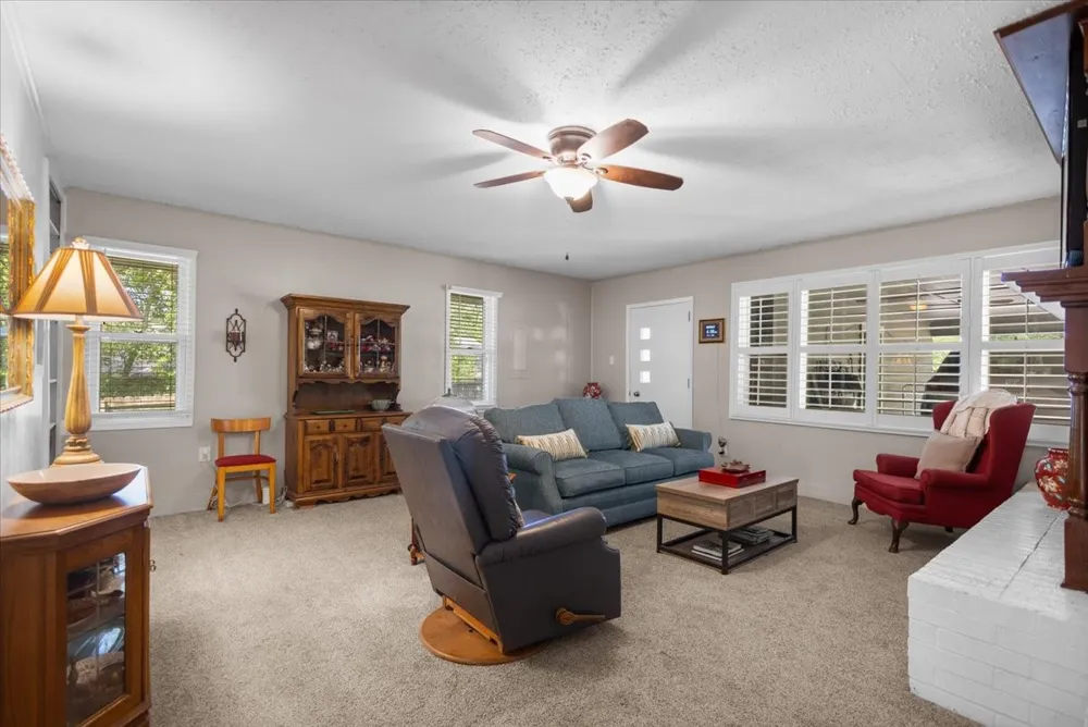 1210 Hilltop Run Hideaway, TX 75771