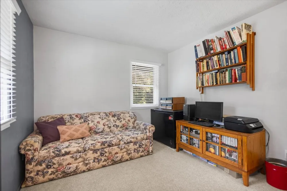 1210 Hilltop Run Hideaway, TX 75771
