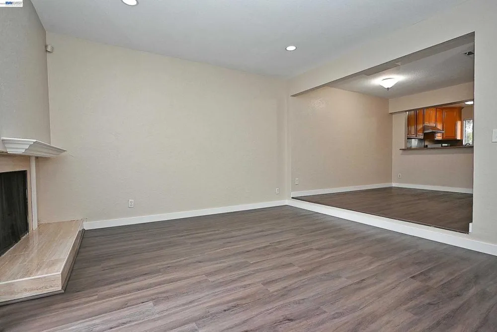 17994 Azalea Rd. Hayward, CA 94541