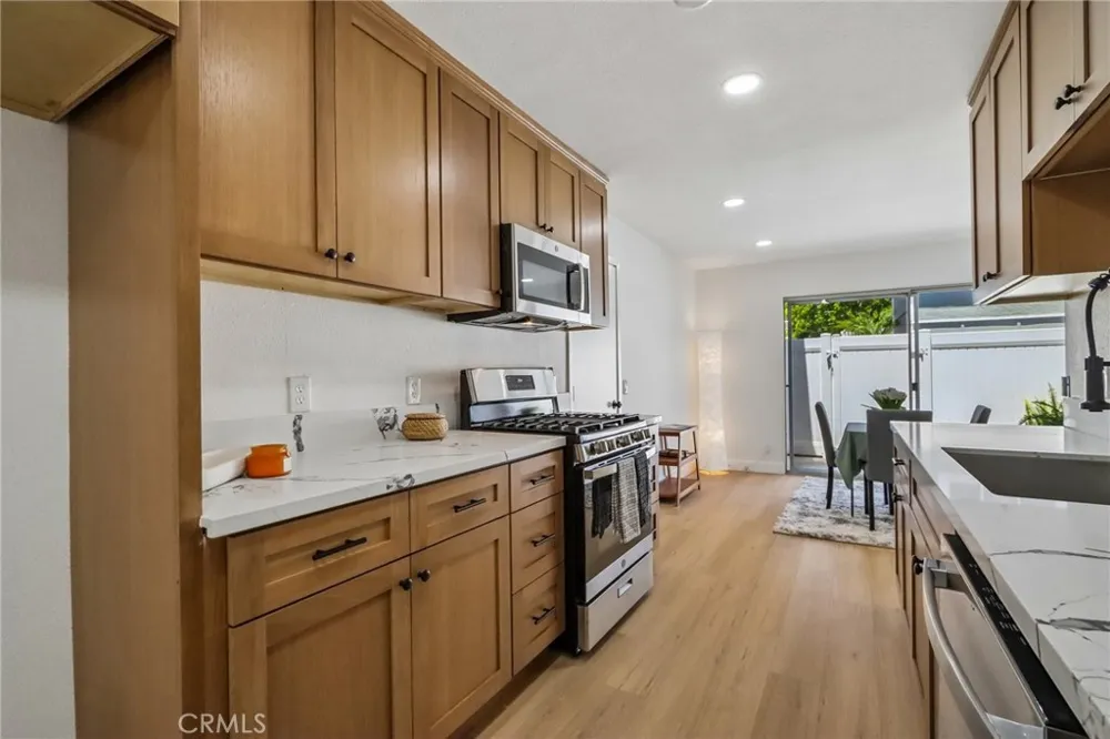 22965 Via Cereza Mission Viejo, CA 92691