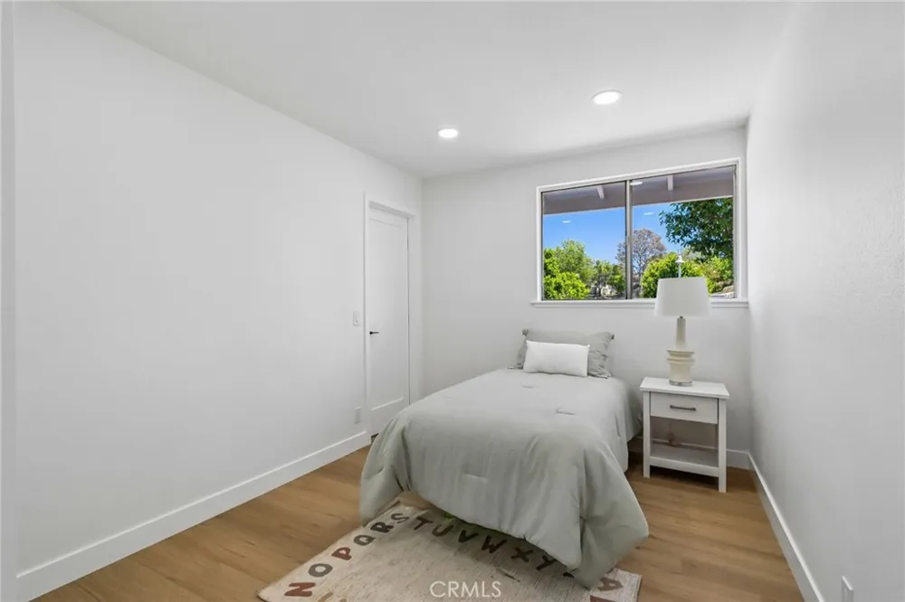 22965 Via Cereza Mission Viejo, CA 92691