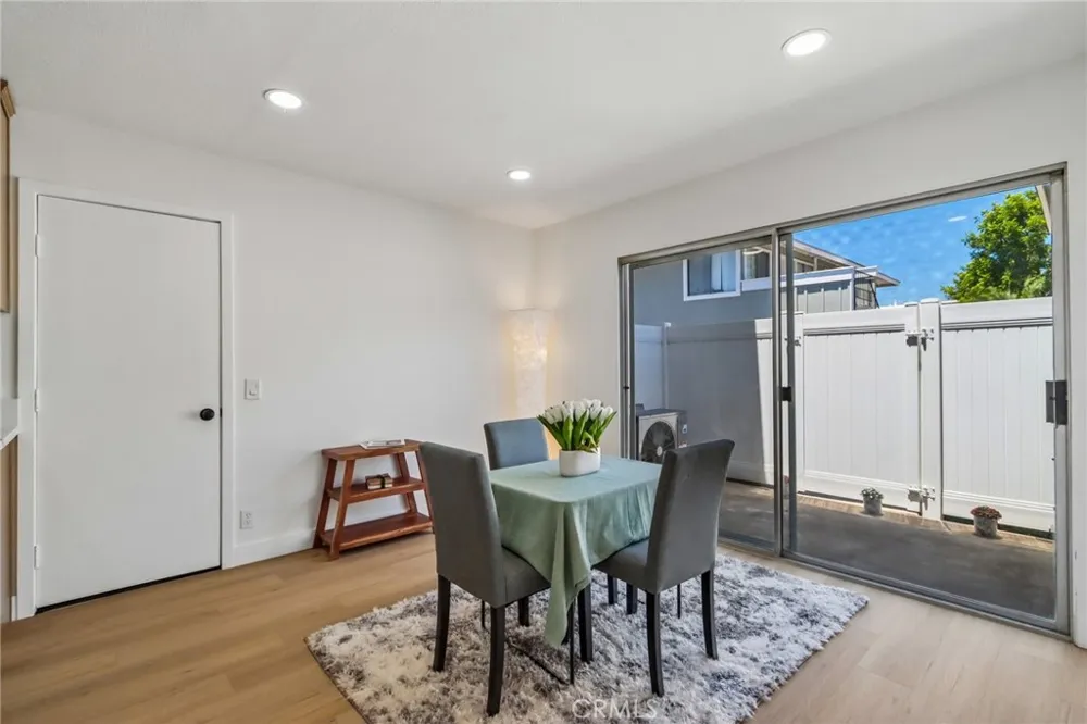 22965 Via Cereza Mission Viejo, CA 92691