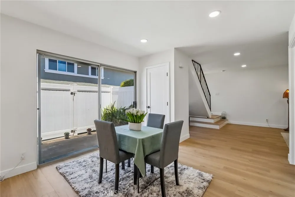 22965 Via Cereza Mission Viejo, CA 92691
