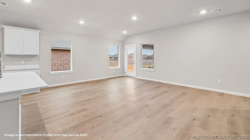 2022 E Toledo Street Broken Arrow, OK 74011