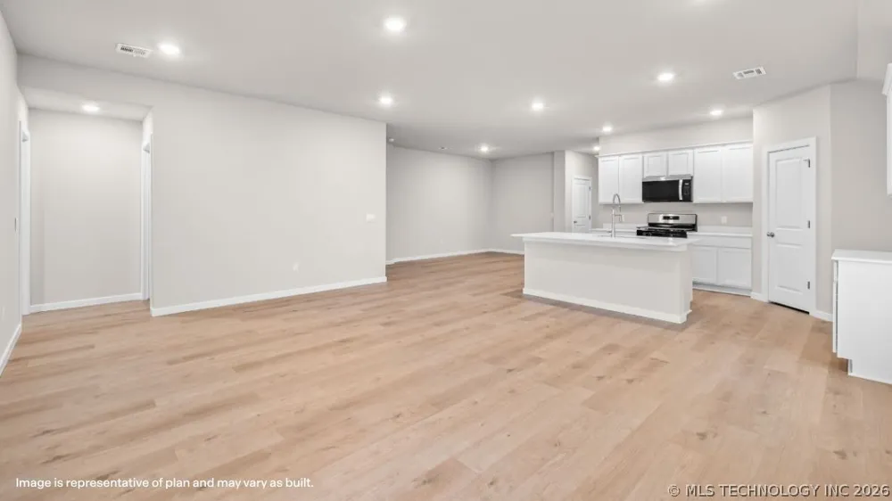 2022 E Toledo Street Broken Arrow, OK 74011