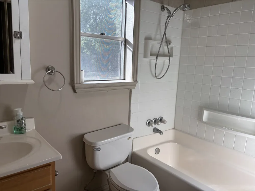 2535 Red Bud Trail Quinlan, TX 75474