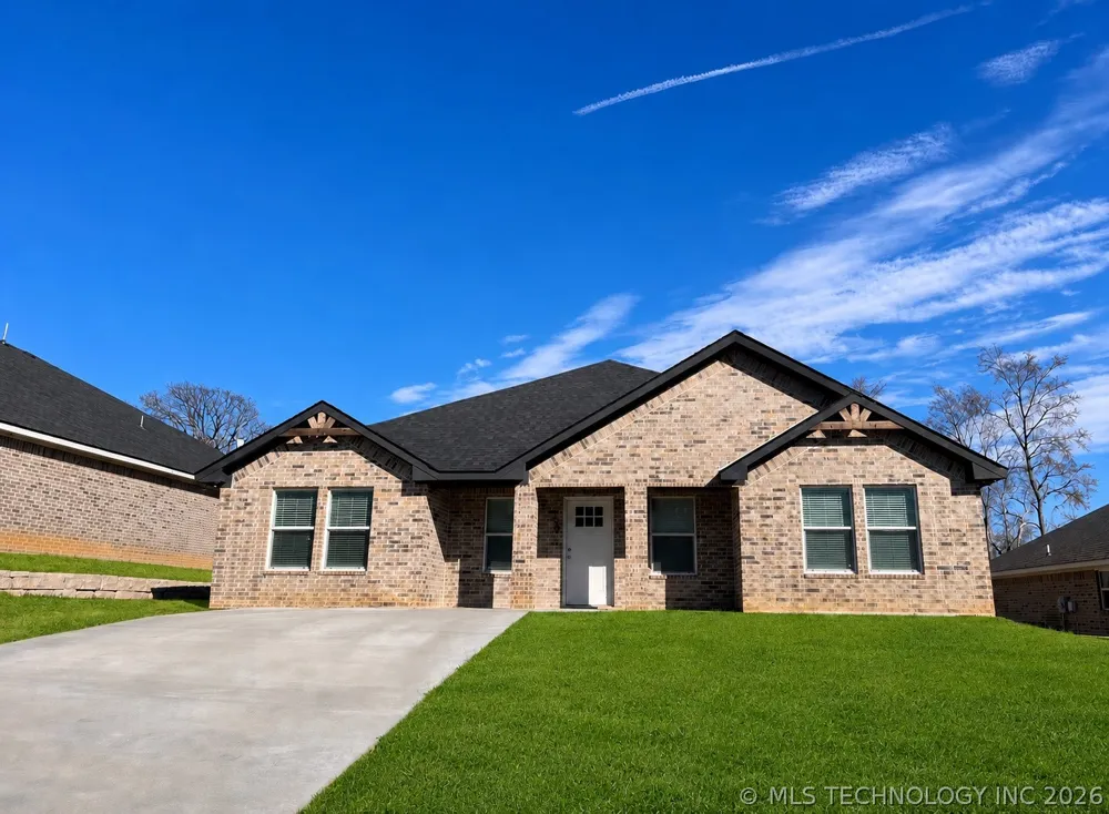 100 Watch Hill Drive Durant, OK 74701