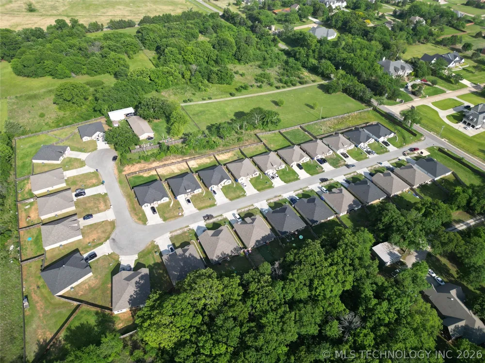 100 Watch Hill Drive Durant, OK 74701