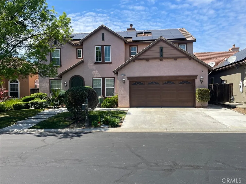4683 Arrow Ridge Clovis, CA 93619