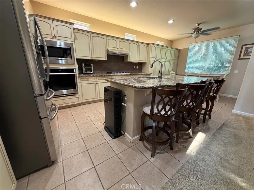 4683 Arrow Ridge Clovis, CA 93619