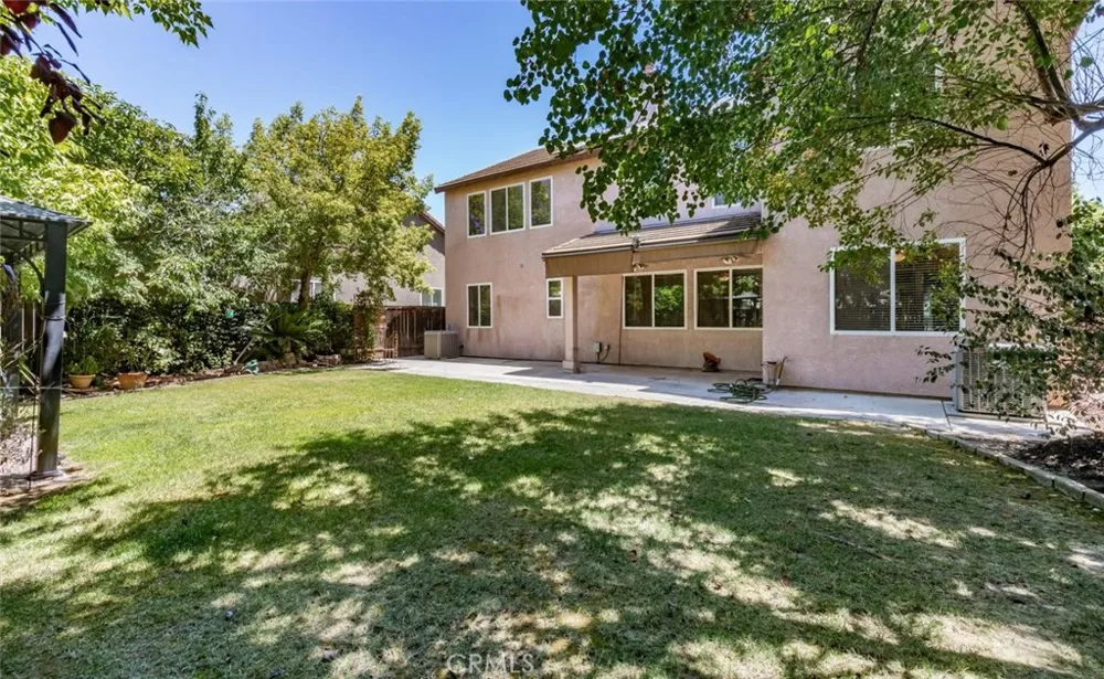 4683 Arrow Ridge Clovis, CA 93619