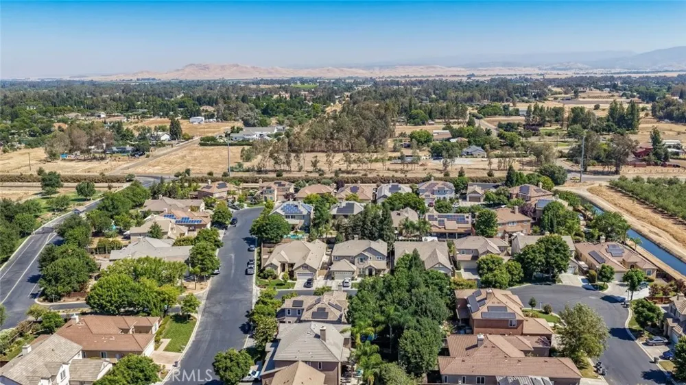 4683 Arrow Ridge Clovis, CA 93619