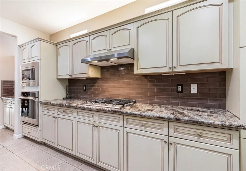 4683 Arrow Ridge Clovis, CA 93619