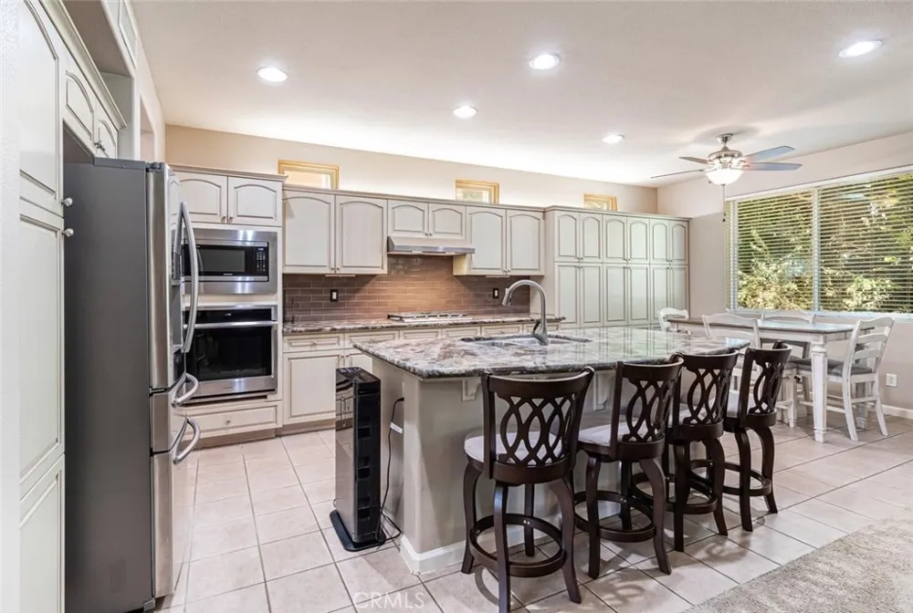4683 Arrow Ridge Clovis, CA 93619