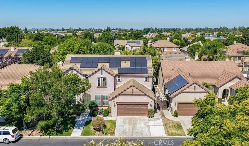 4683 Arrow Ridge Clovis, CA 93619