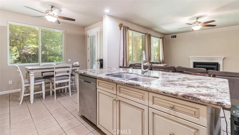 4683 Arrow Ridge Clovis, CA 93619