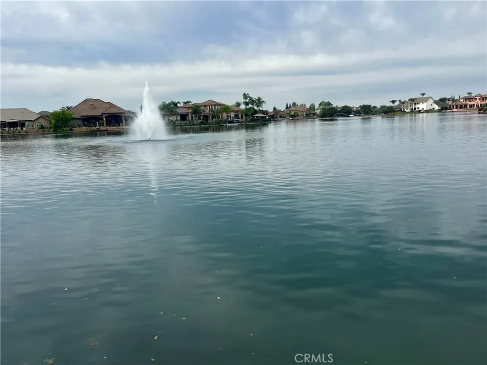 4683 Arrow Ridge Clovis, CA 93619