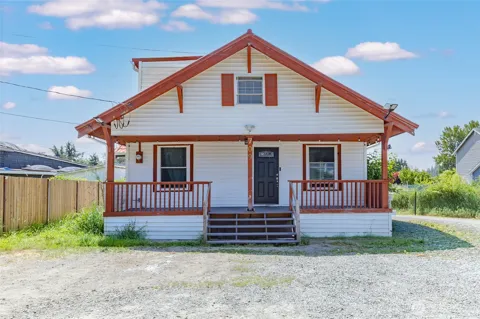 709 Celery Avenue