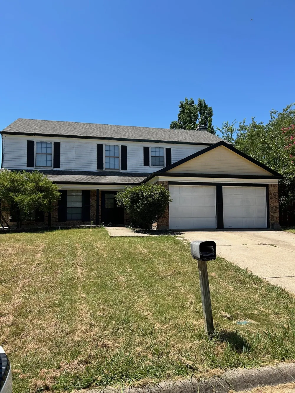 2319 Abbington Lane Grand Prairie, TX 75052