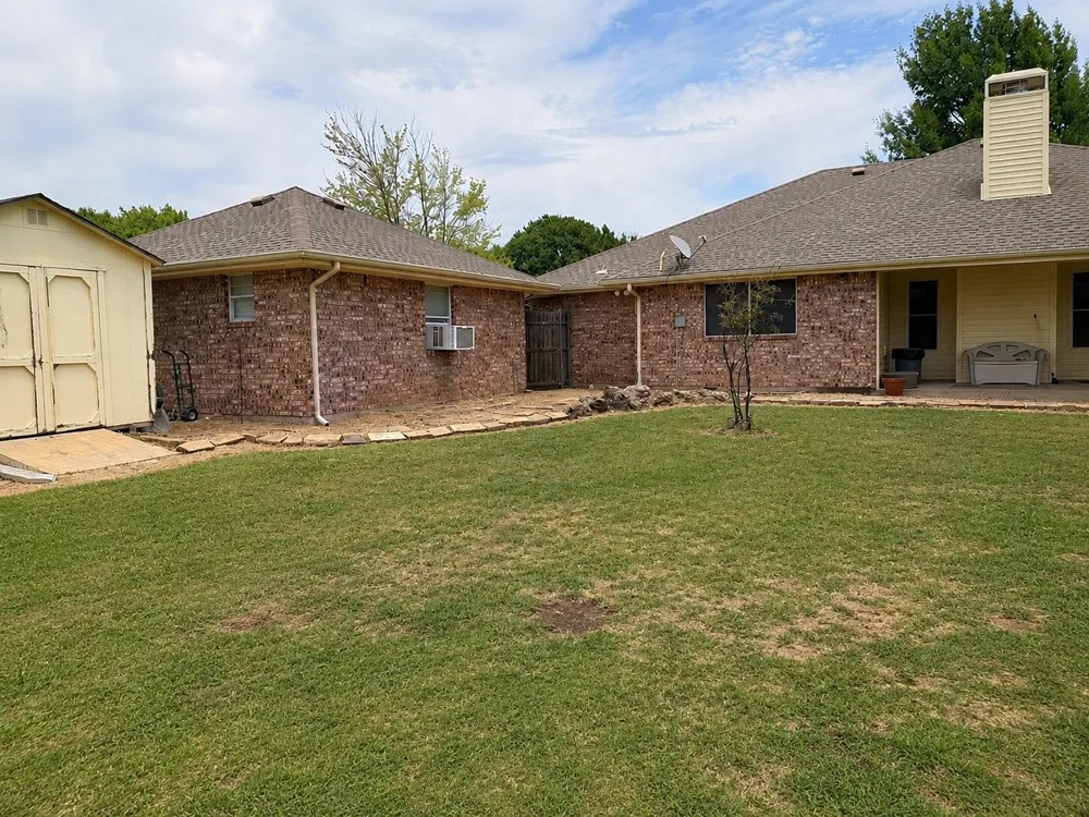 421 Bluebonnet Lane Red Oak, TX 75154