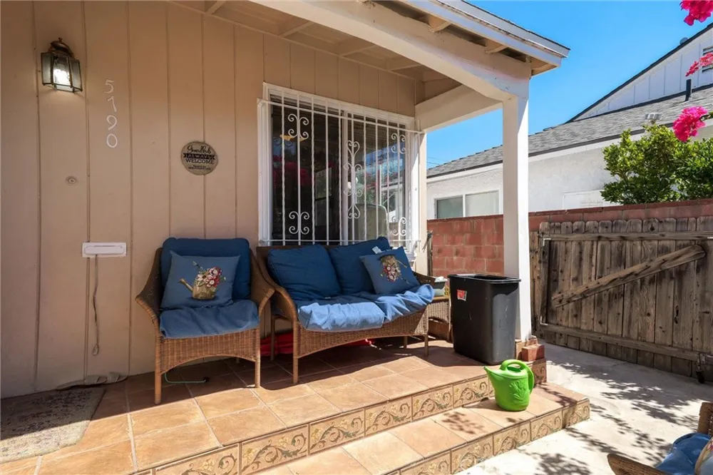 5790 Bucknell Avenue North Hollywood, CA 91607