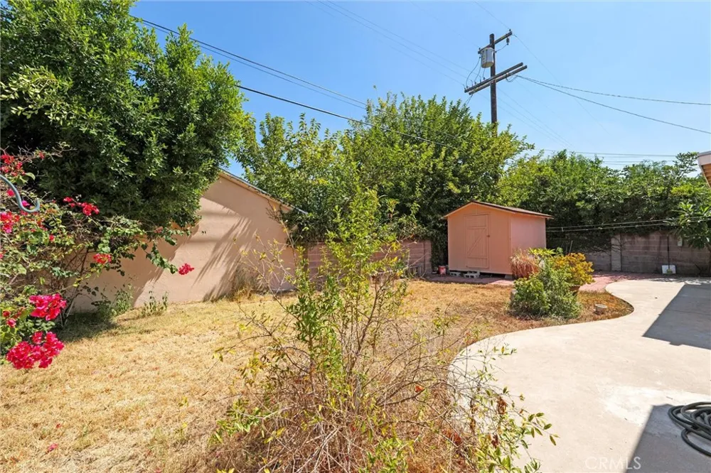 5790 Bucknell Avenue North Hollywood, CA 91607