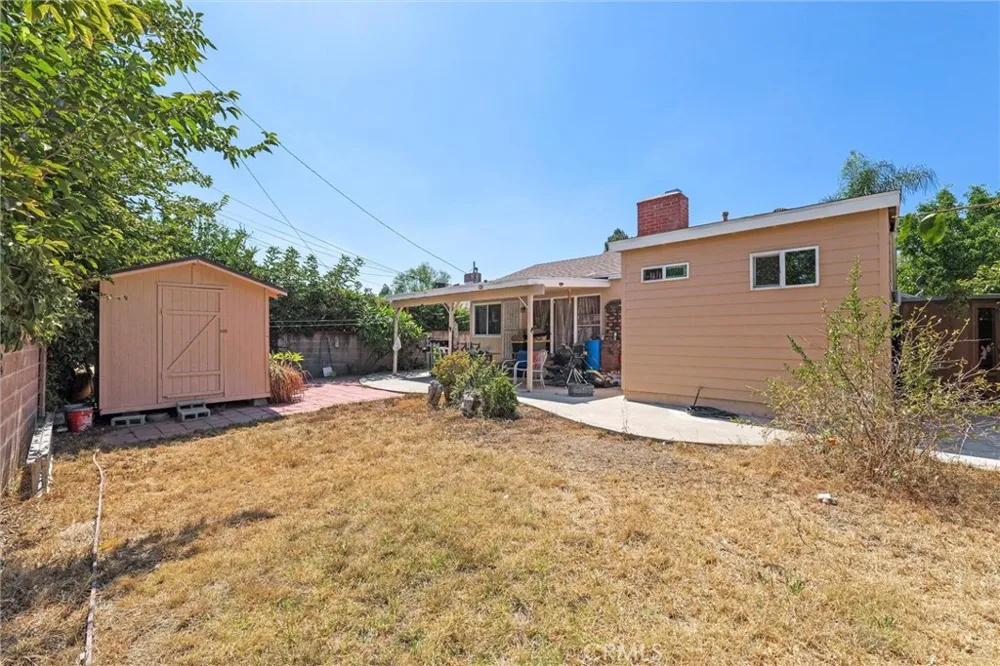 5790 Bucknell Avenue North Hollywood, CA 91607