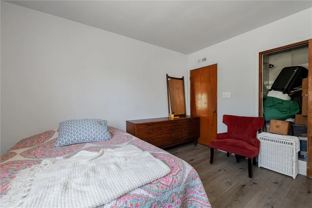 5790 Bucknell Avenue North Hollywood, CA 91607