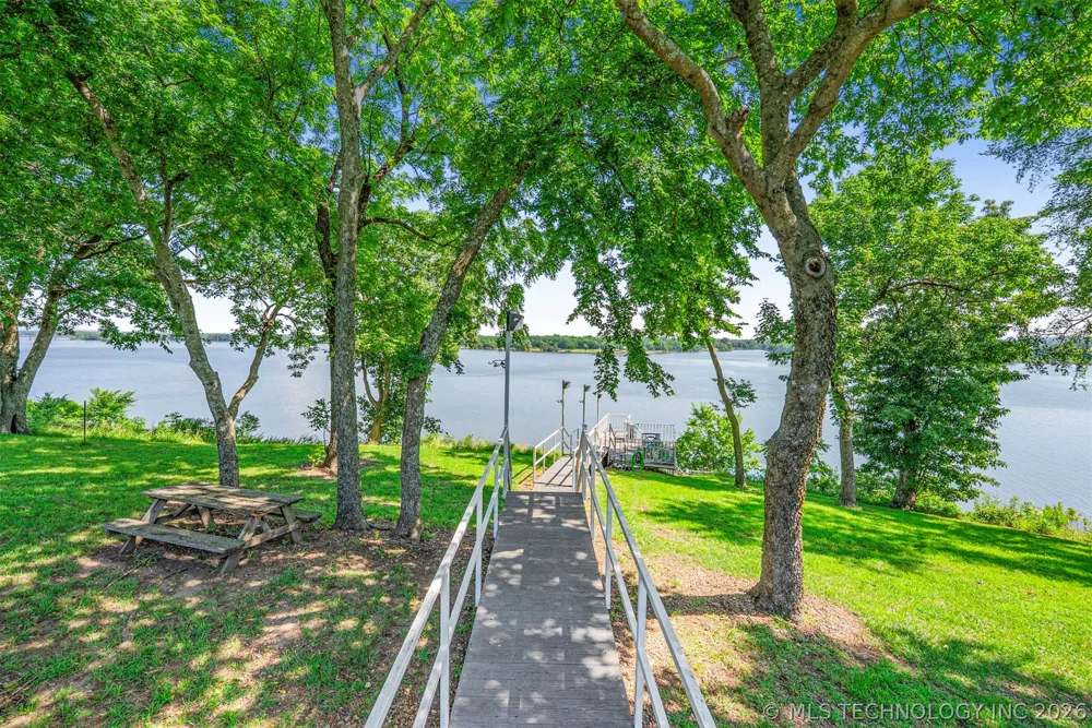 7 Foxwood Adair, OK 74330