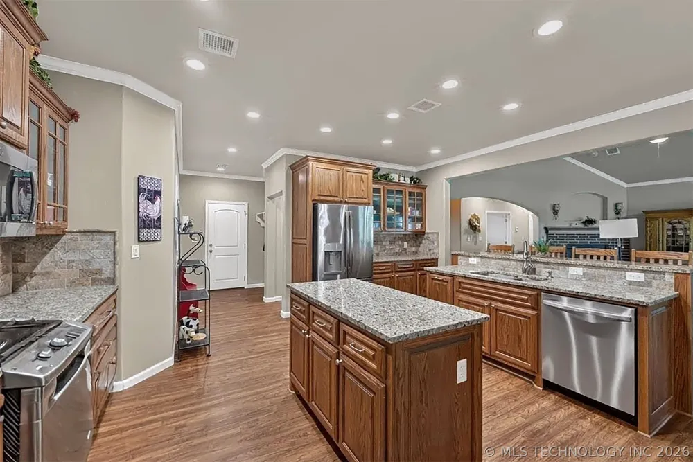 7 Foxwood Adair, OK 74330