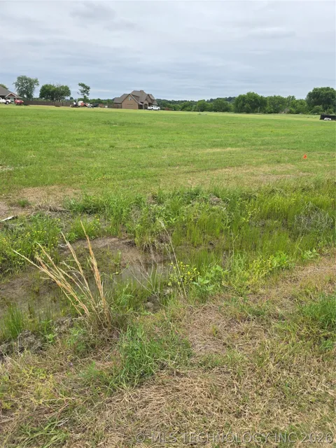 5 Lake Estates Drive