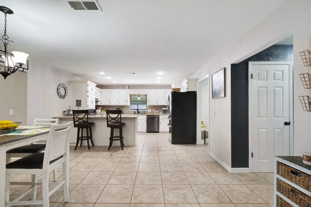 4030 Shannon Drive Paris, TX 75462