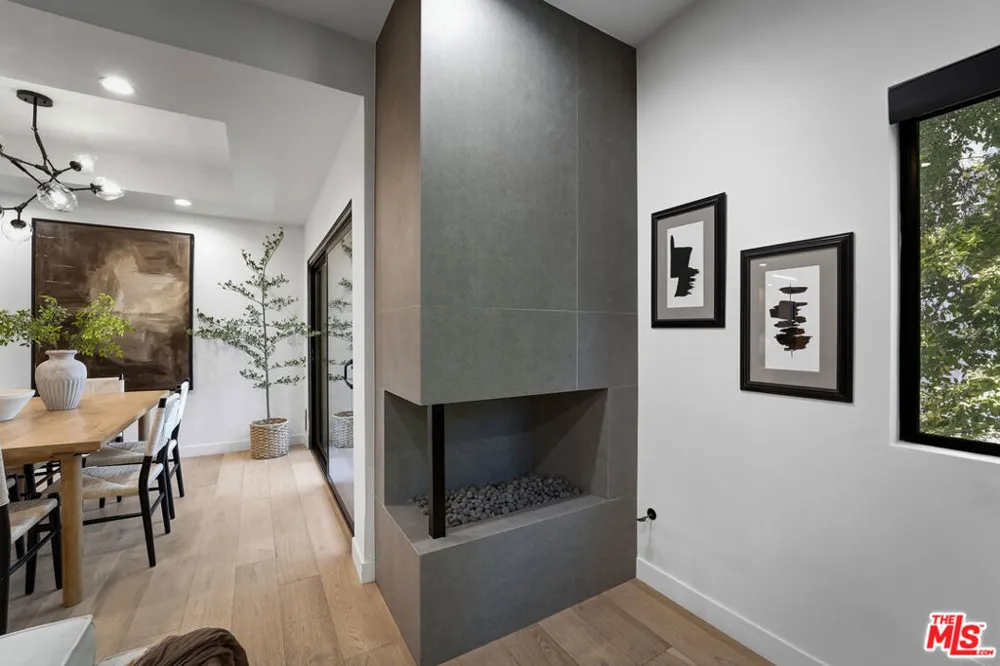 234 S Tower Drive #4 Beverly Hills, CA 90211