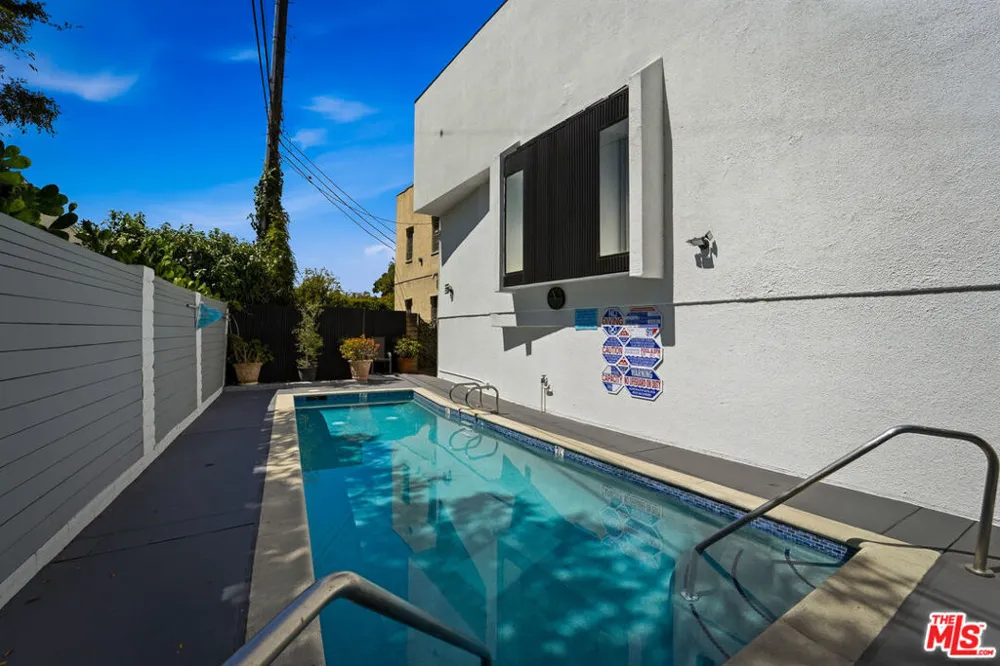 234 S Tower Drive #4 Beverly Hills, CA 90211