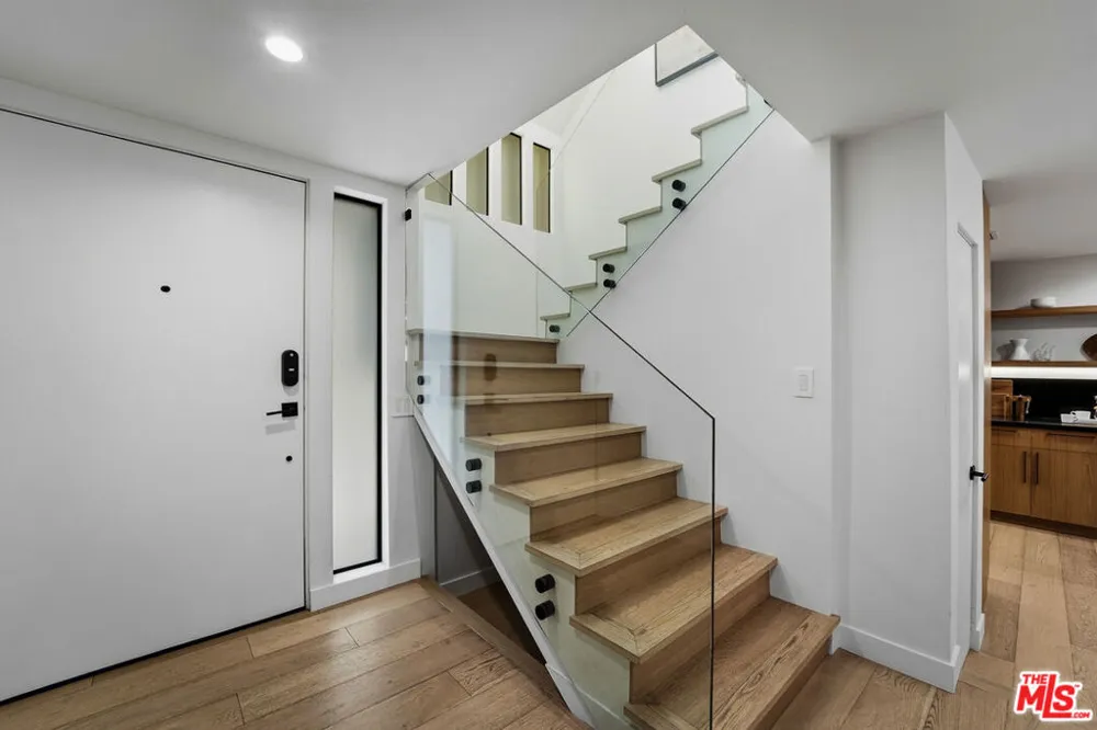 234 S Tower Drive #4 Beverly Hills, CA 90211