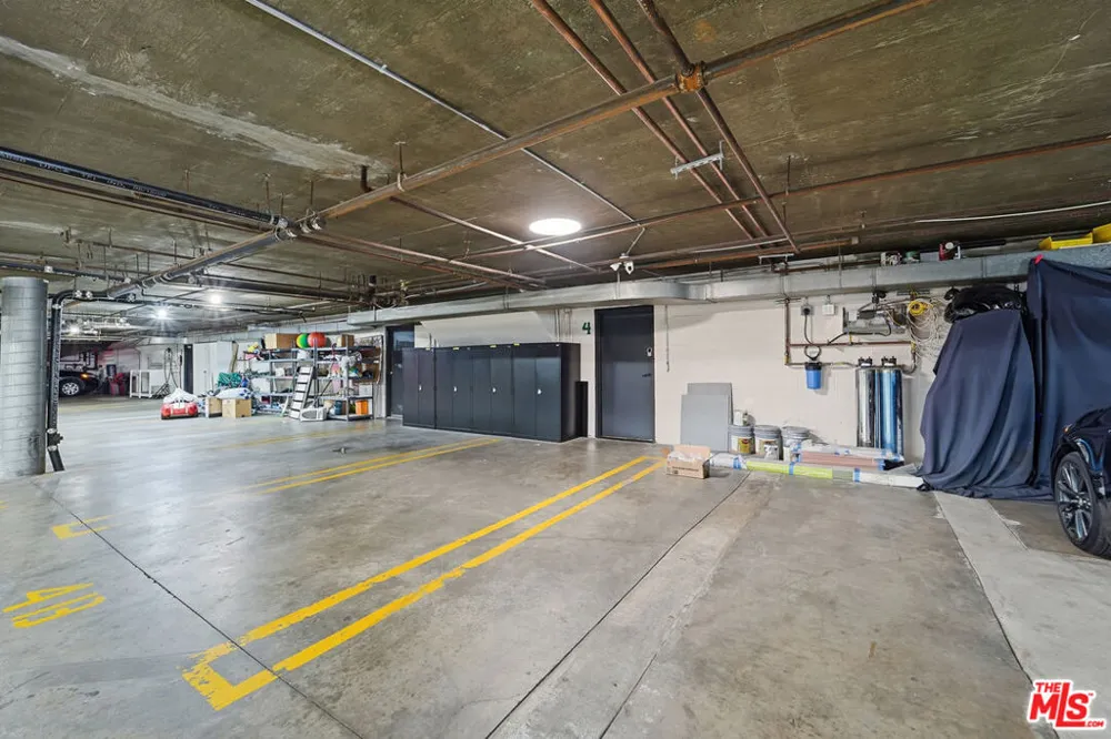 234 S Tower Drive #4 Beverly Hills, CA 90211