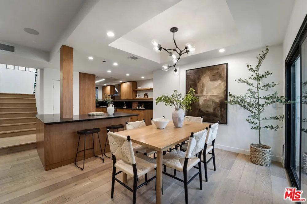 234 S Tower Drive #4 Beverly Hills, CA 90211