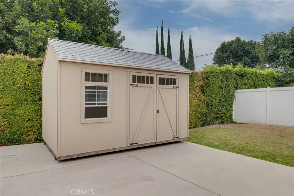 17633 Nordhoff Street Northridge, CA 91325