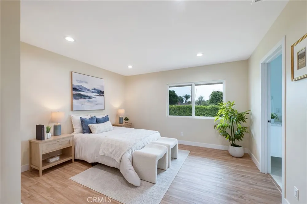 17633 Nordhoff Street Northridge, CA 91325
