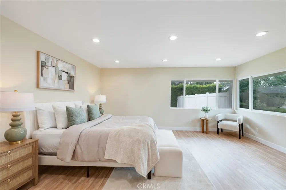 17633 Nordhoff Street Northridge, CA 91325