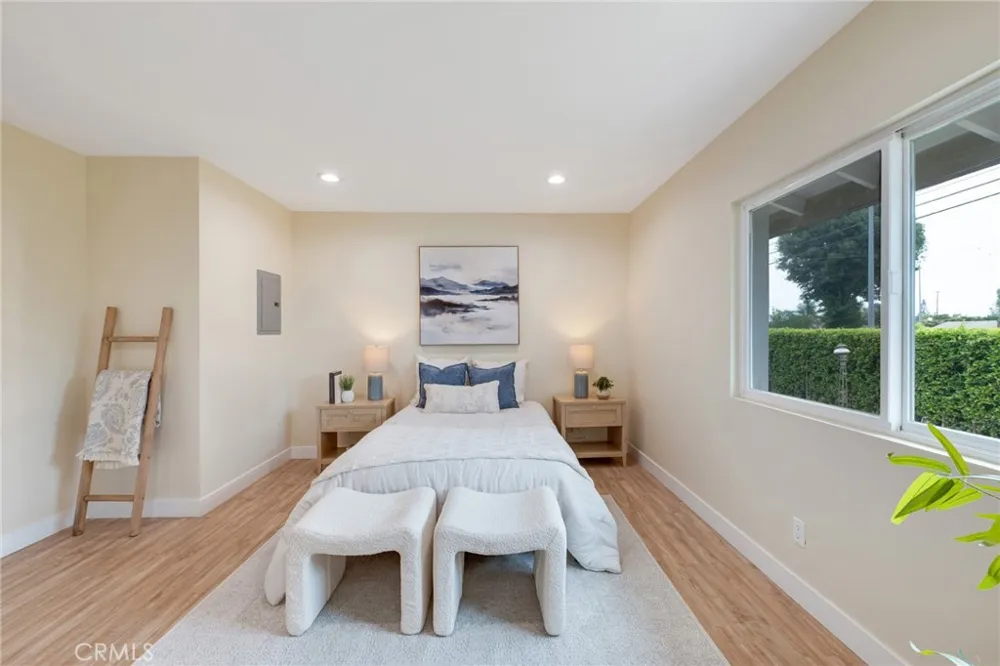 17633 Nordhoff Street Northridge, CA 91325