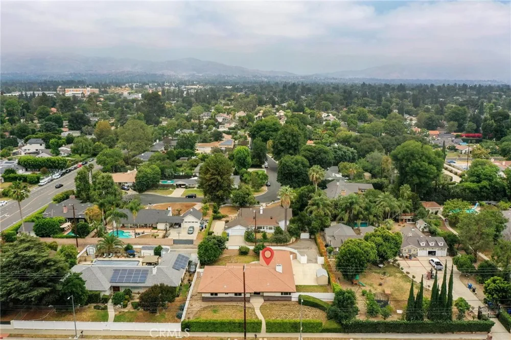17633 Nordhoff Street Northridge, CA 91325