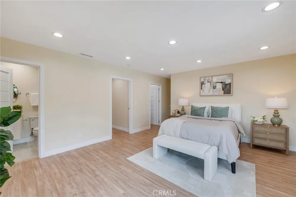17633 Nordhoff Street Northridge, CA 91325
