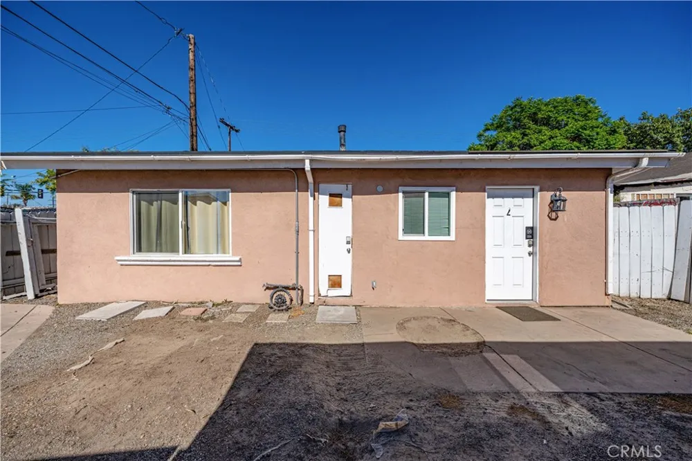 18319 Norwalk Boulevard Artesia, CA 90701