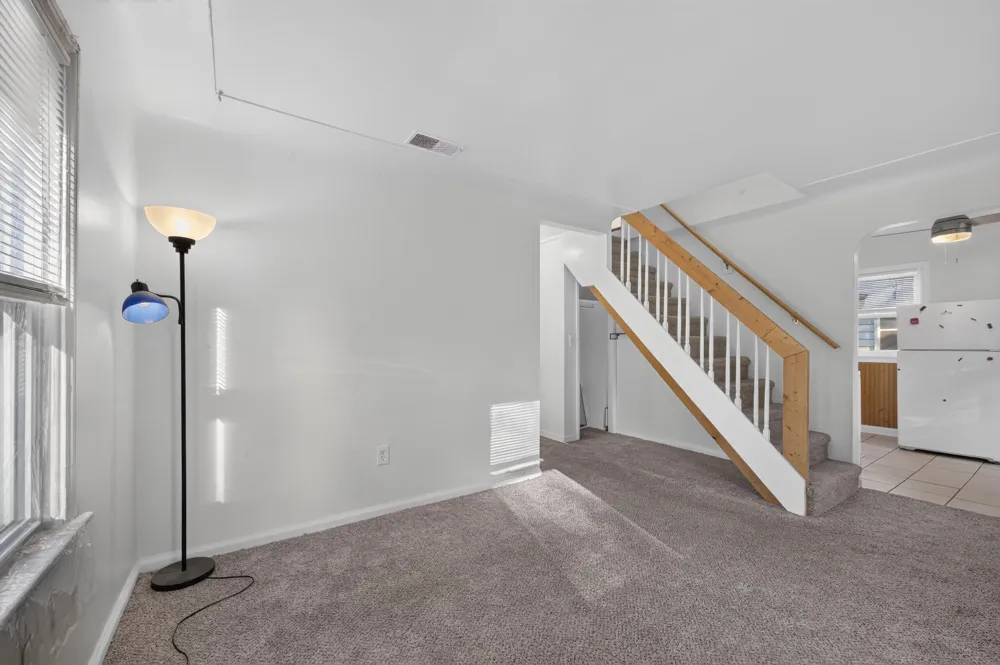 19364 Seminole Redford, MI 48240