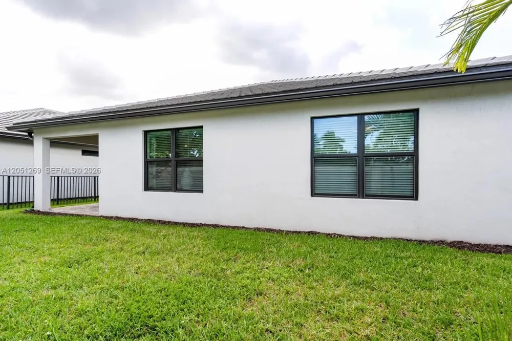 2940 Shortleaf Ave #2940 Lauderdale Lakes, FL 33311