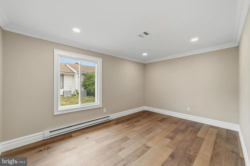66 ESSEX ROAD Monroe Township, NJ 08831