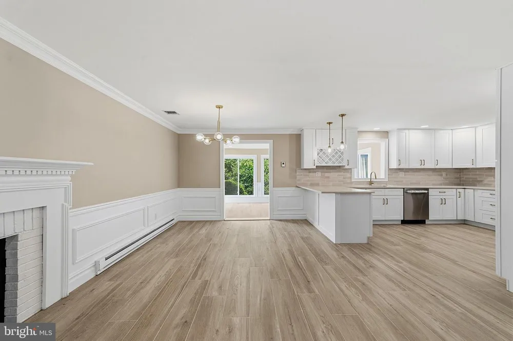 66 ESSEX ROAD Monroe Township, NJ 08831