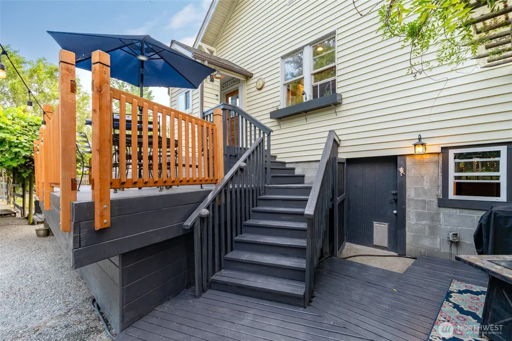 21895 Cedardale Road Mount Vernon, WA 98274
